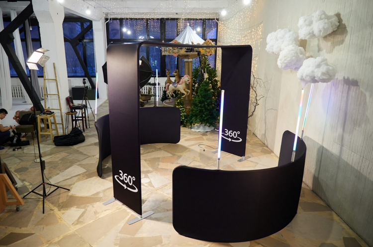 OverHead 360 Slow-Motion Booth at a corporate event