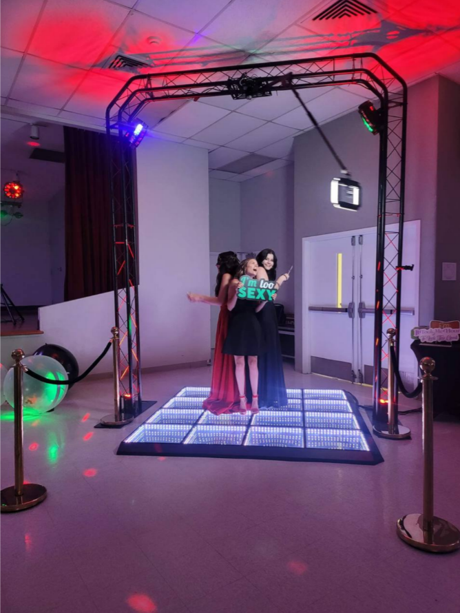 OverHead 360 Slow-Motion Booth capturing guests at an event