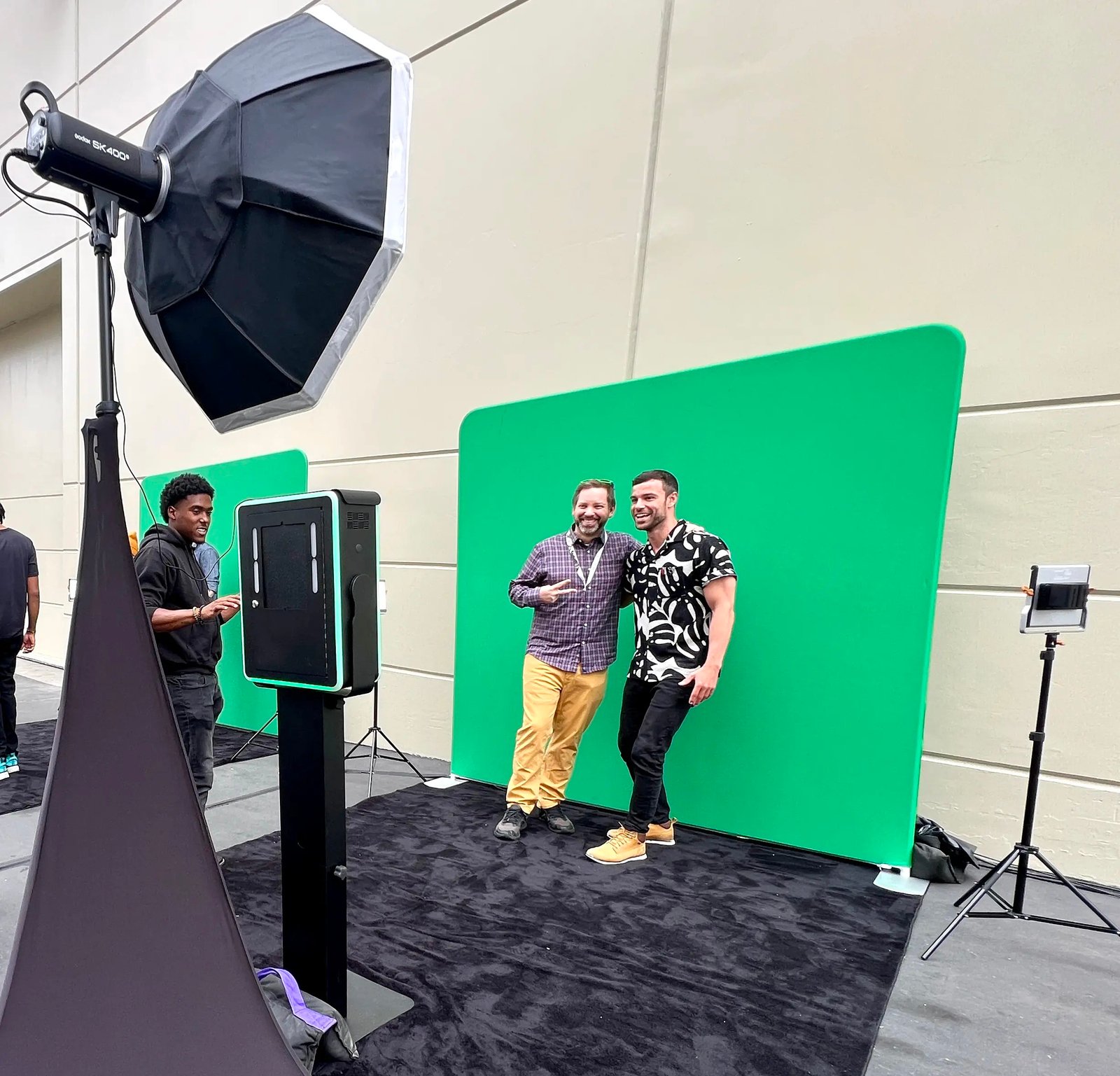 Digital Green Screen Booth by 360Boothy 5